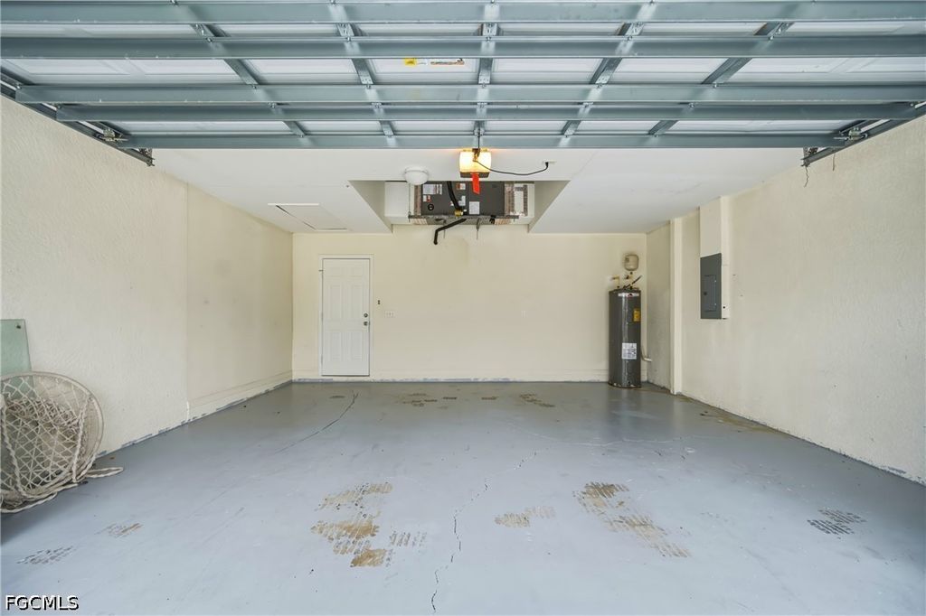 Image 21 of property listing at 2022 SW 15th AVE, Cape Coral, FL 33991
