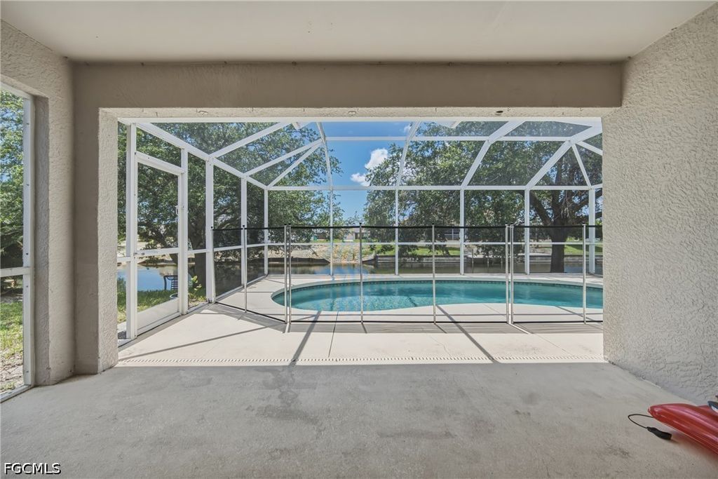 Image 24 of property listing at 2022 SW 15th AVE, Cape Coral, FL 33991