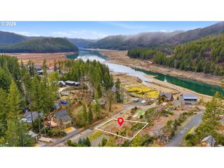 150 W 2ND St, Detroit, OR 97342