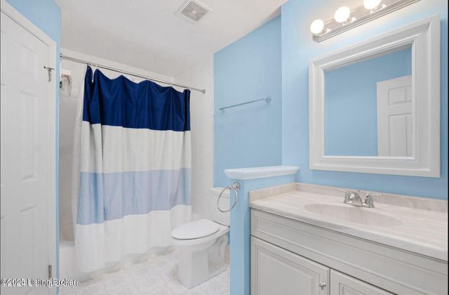 12303 Brookgreen Dr, Louisville, KY 40243