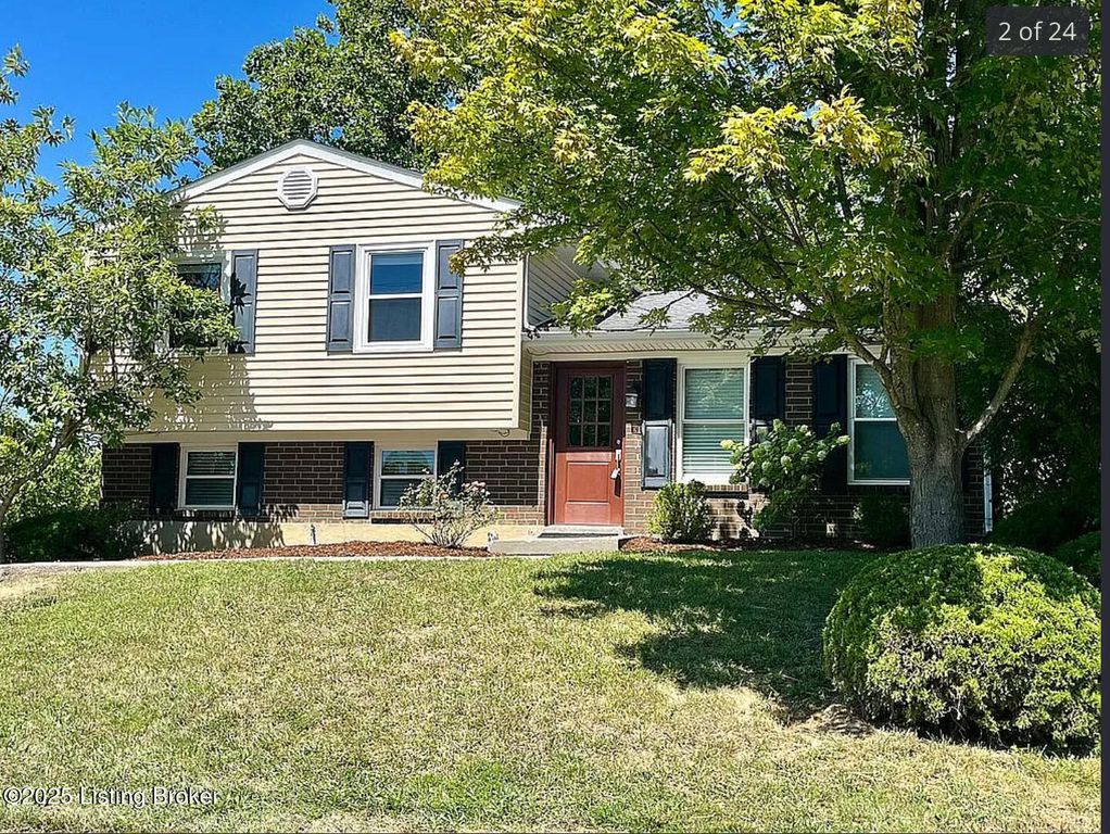 12303 Brookgreen Dr, Louisville, KY 40243