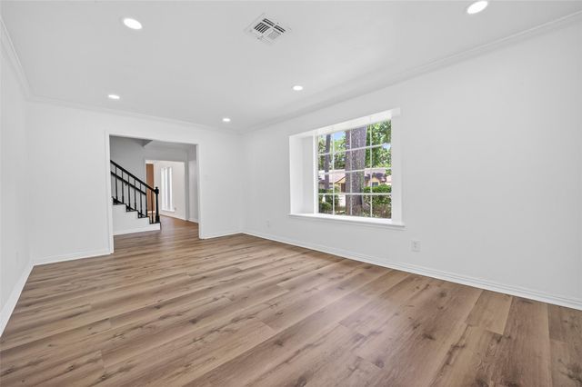 1123 Suwanee Lane, Houston, TX 77090