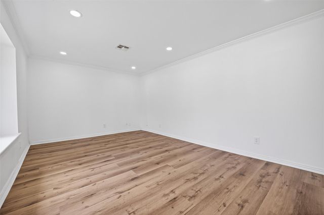 1123 Suwanee Lane, Houston, TX 77090