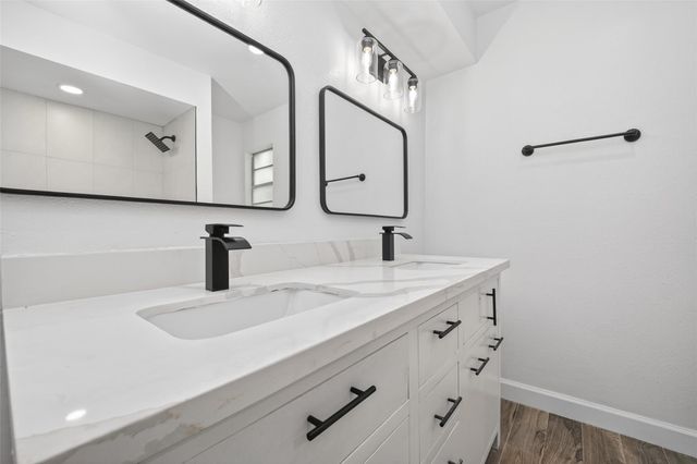 1123 Suwanee Lane, Houston, TX 77090
