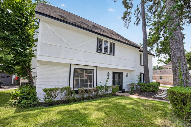 1123 Suwanee Lane, Houston, TX 77090