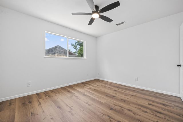1123 Suwanee Lane, Houston, TX 77090