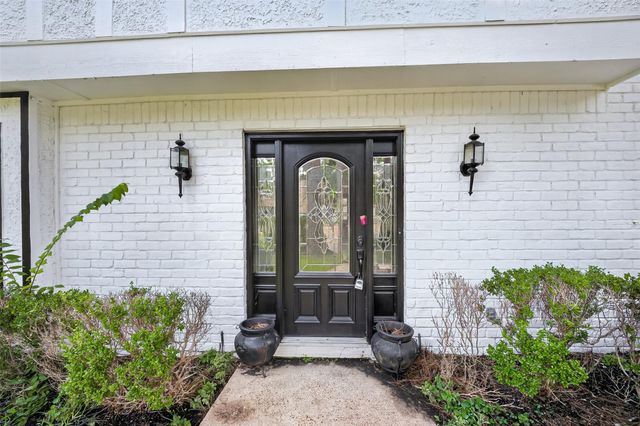 1123 Suwanee Lane, Houston, TX 77090