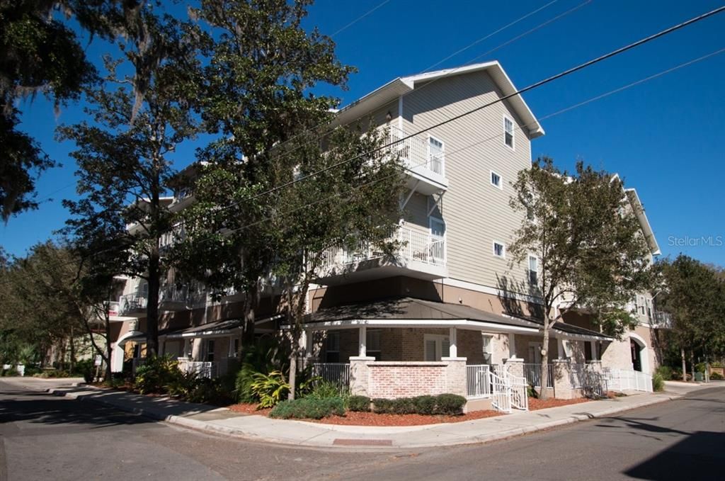 Image 1 of property listing at 1500 NW 4TH AVENUE 312, Gainesville, FL 32603