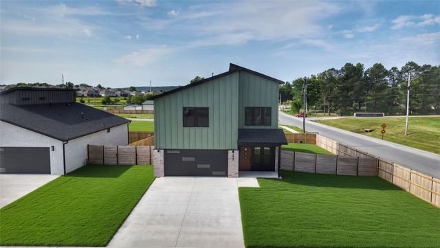 4927 Weeping Willow Avenue, Springdale, AR 72764