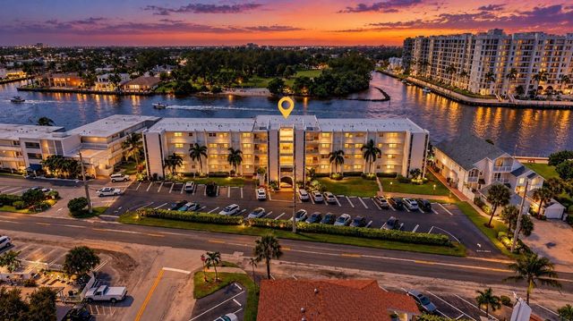 1111 N RIVERSIDE Drive 401, Pompano Beach, FL 33062