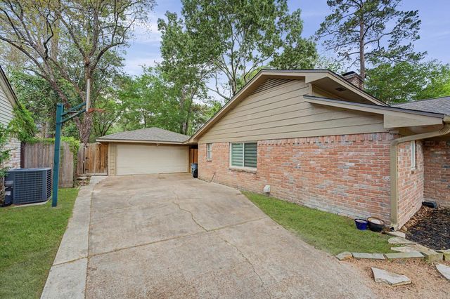 2211 River Falls Drive, Humble, TX 77339