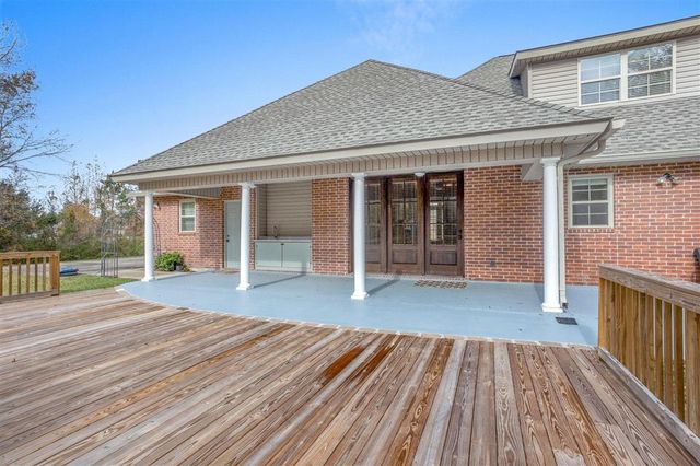 1663 S Woodland Forest Drive, Lake Charles, LA 70611