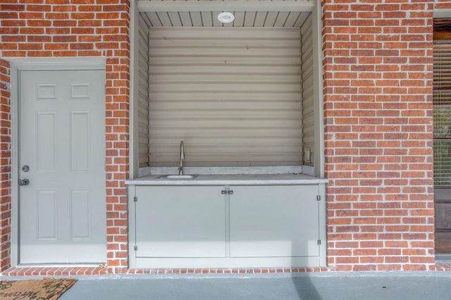 1663 S Woodland Forest Drive, Lake Charles, LA 70611