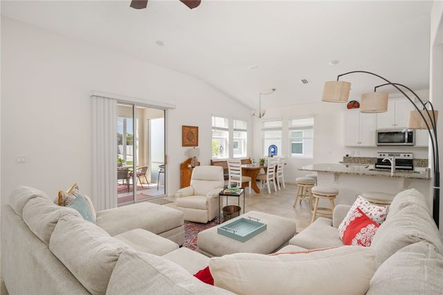 1440 Carriage Court, Vero Beach, FL 32966