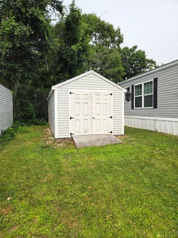 4 Mobile Drive, Hudson, NH 03051