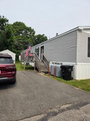 4 Mobile Drive, Hudson, NH 03051