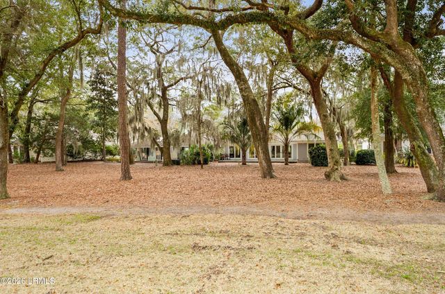417 Bb Sams Drive, St. Helena Island, SC 29920