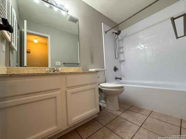 9458 Charter Point, San Antonio, TX 78250