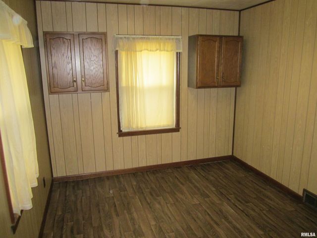 1528 W MONROE Street, Springfield, IL 62704