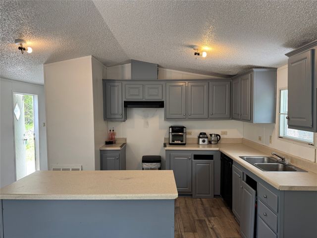 9374 Amy Drive, Hawk Cove, TX 75474