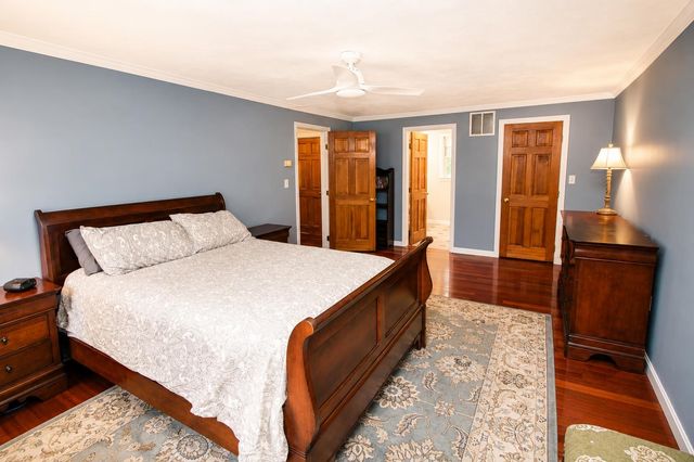 25 Peaslee Court, Hampstead, NH 03038