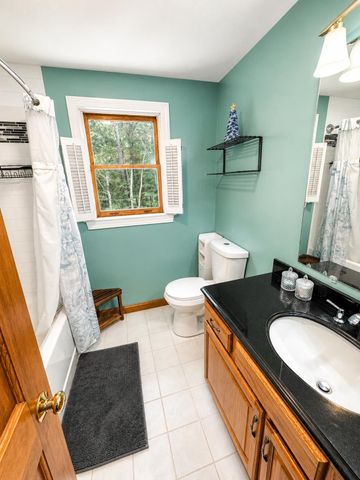 25 Peaslee Court, Hampstead, NH 03038