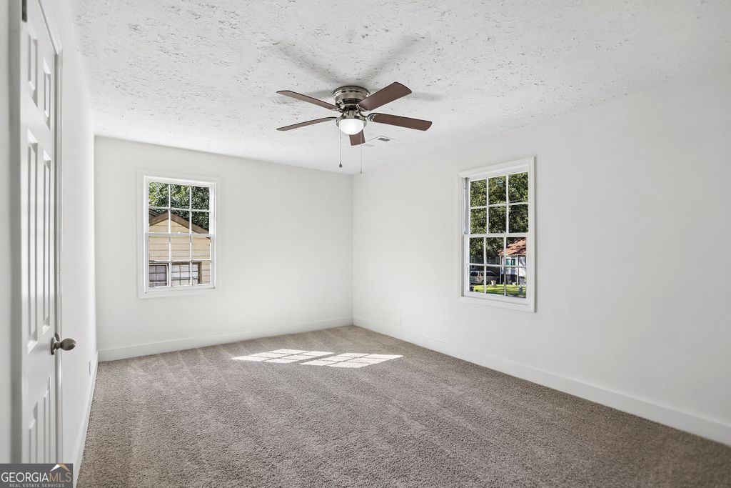 1330 Lynford Drive SW, Atlanta, GA 30310 — photo 4