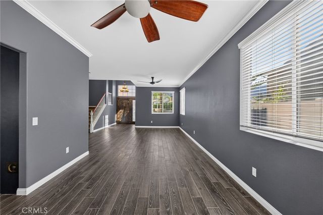1359 Williamsburg Lane, Corona, CA 92882