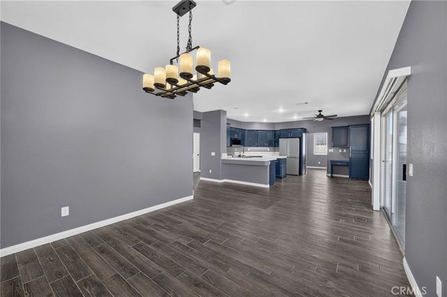 1359 Williamsburg Lane, Corona, CA 92882