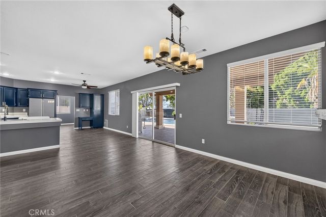 1359 Williamsburg Lane, Corona, CA 92882