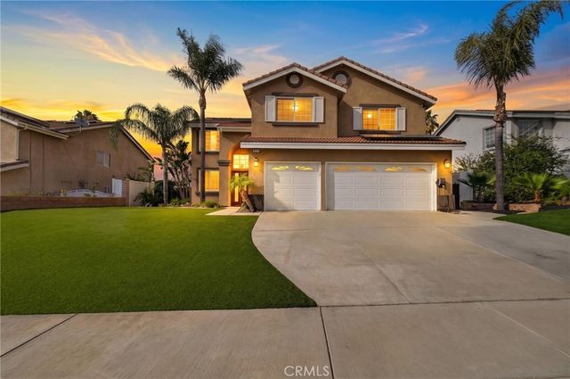 1359 Williamsburg Lane, Corona, CA 92882