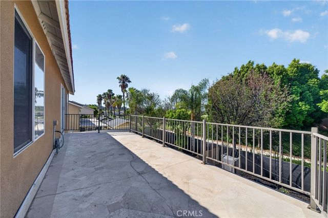 1359 Williamsburg Lane, Corona, CA 92882
