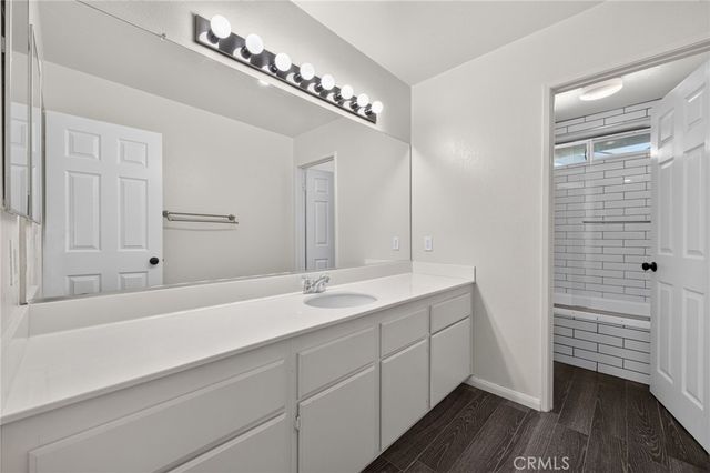 1359 Williamsburg Lane, Corona, CA 92882