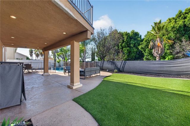 1359 Williamsburg Lane, Corona, CA 92882