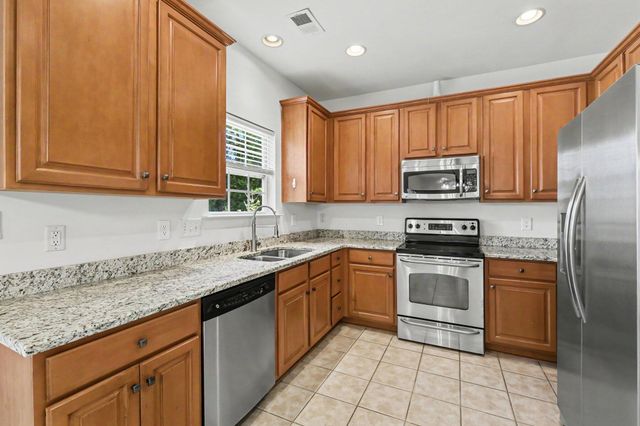 5275 Mulholland Drive, Summerville, SC 29485