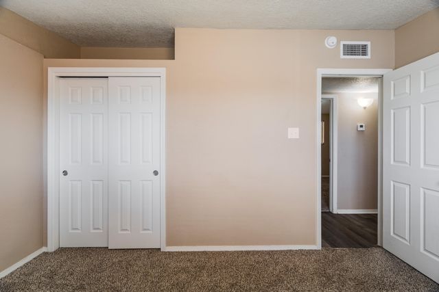 1825 Pitt Street NE, Albuquerque, NM 87112