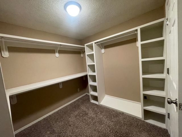 1825 Pitt Street NE, Albuquerque, NM 87112