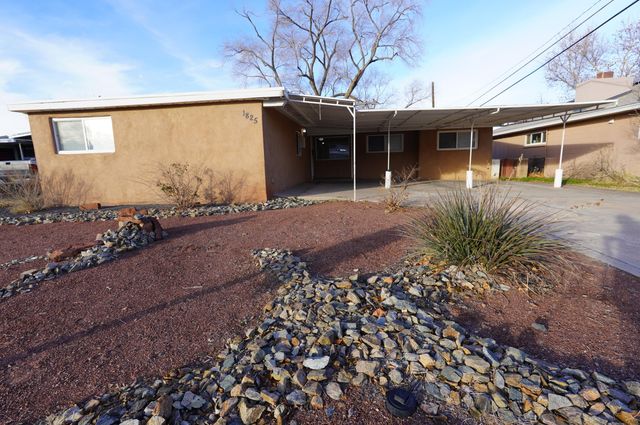 1825 Pitt Street NE, Albuquerque, NM 87112