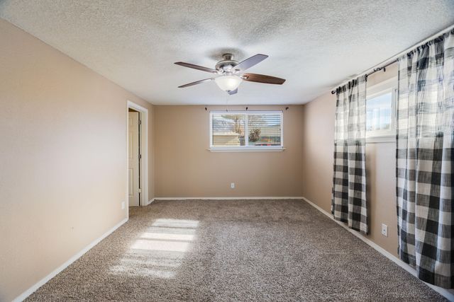 1825 Pitt Street NE, Albuquerque, NM 87112