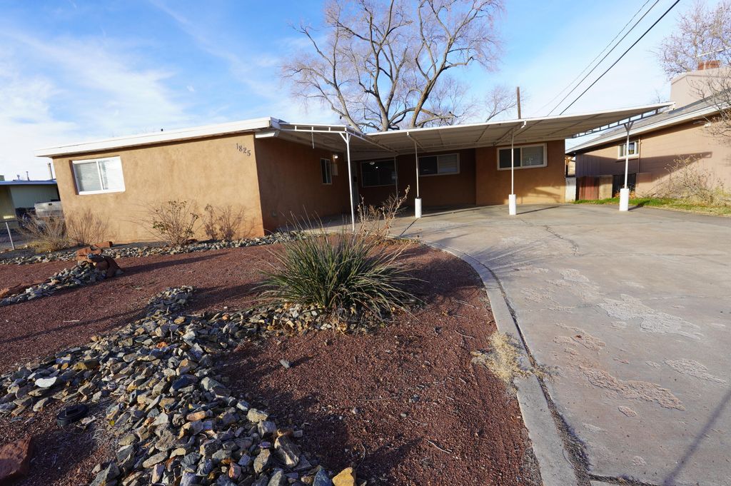1825 Pitt Street NE, Albuquerque, NM 87112