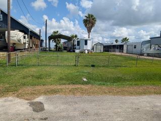 738 County Road 202, Sargent, TX 77414