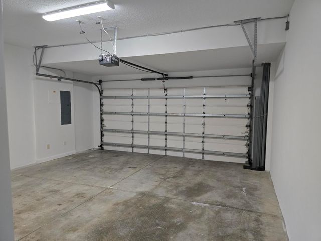 1111 Pinewood Lake Court, Greenacres, FL 33415