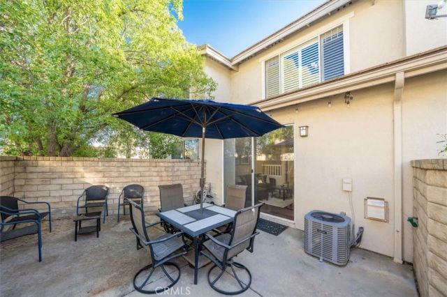 26502 Bryce, Valencia, CA 91354