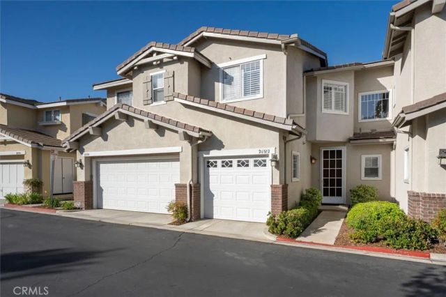 26502 Bryce, Valencia, CA 91354