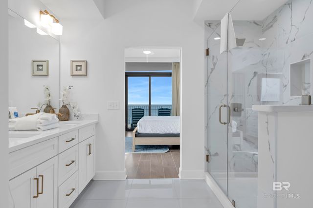 533 E Beach Boulevard 1905, Gulf Shores, AL 36542