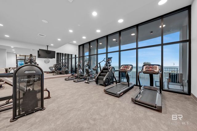 533 E Beach Boulevard 1905, Gulf Shores, AL 36542