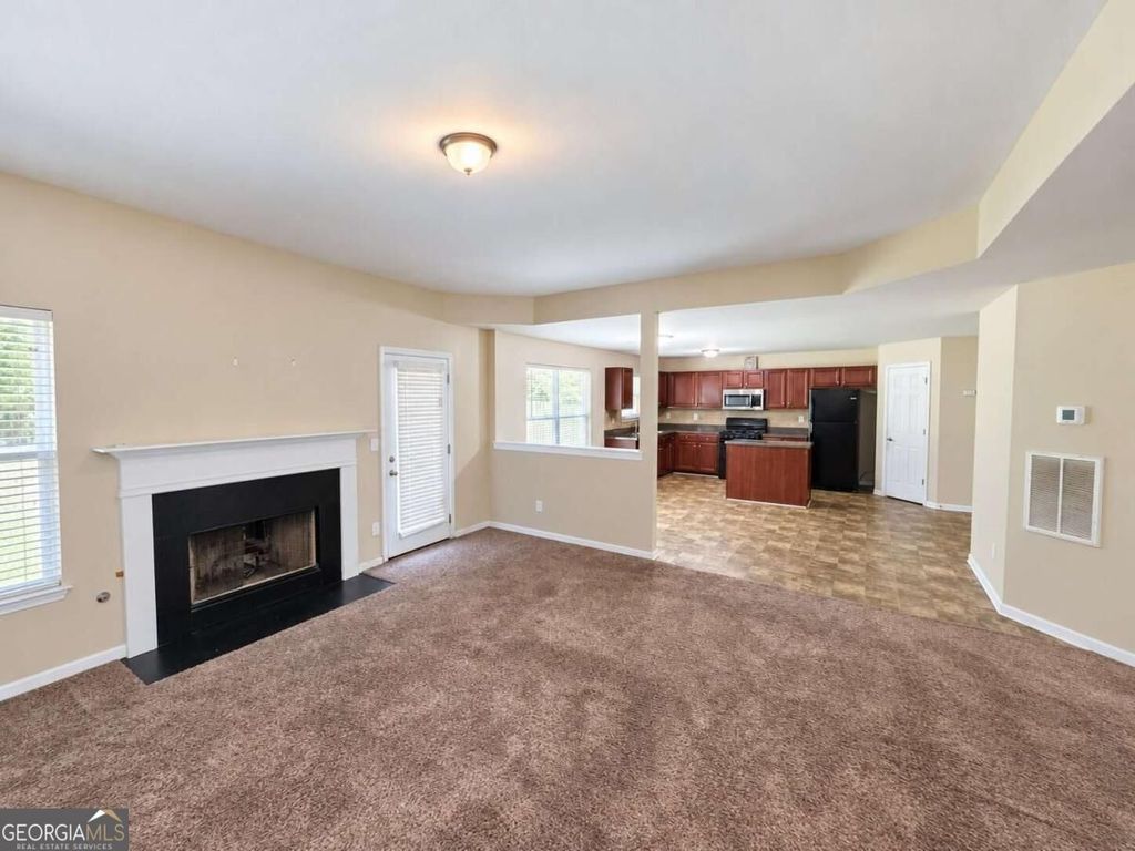 630 Ironstone Drive, Fairburn, GA 30213 — photo 3