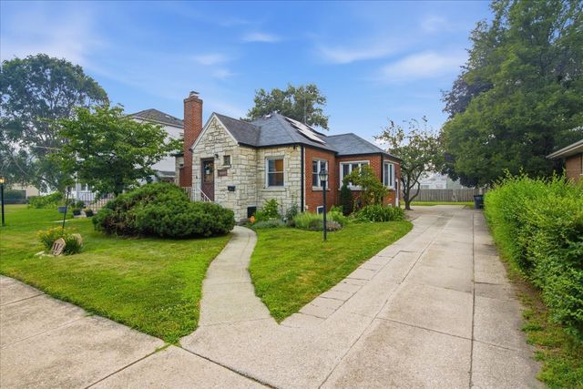 18326 Walter Street, Lansing, IL 60438