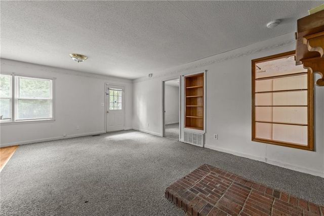 331 Washington Avenue, Reidsville, NC 27320
