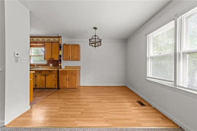 331 Washington Avenue, Reidsville, NC 27320